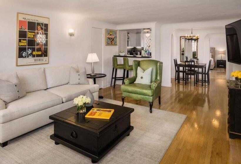 １ベッドルームのデラックスアパートメント, The Charlie West Hollywood