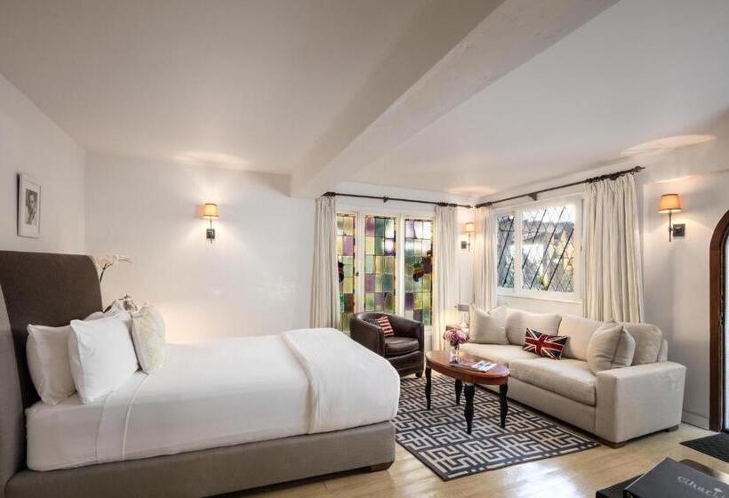 Студия Стандарт, The Charlie West Hollywood