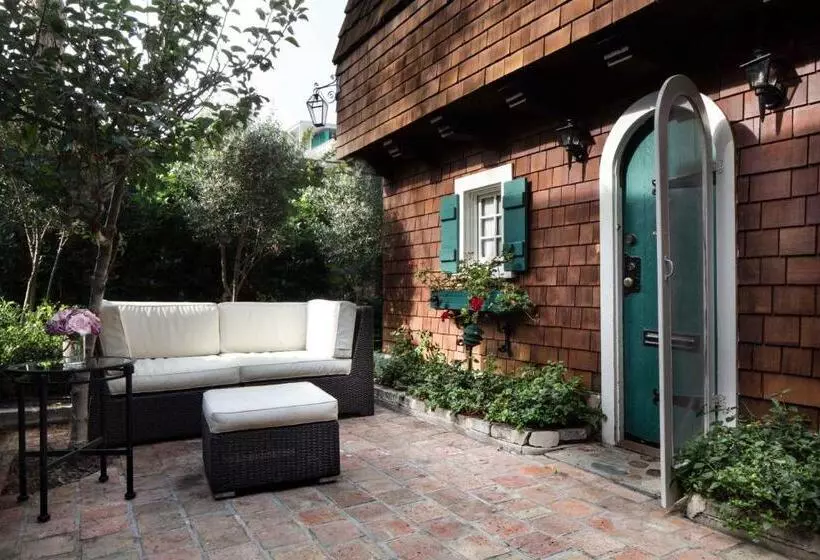 Standard-bungalow, The Charlie West Hollywood