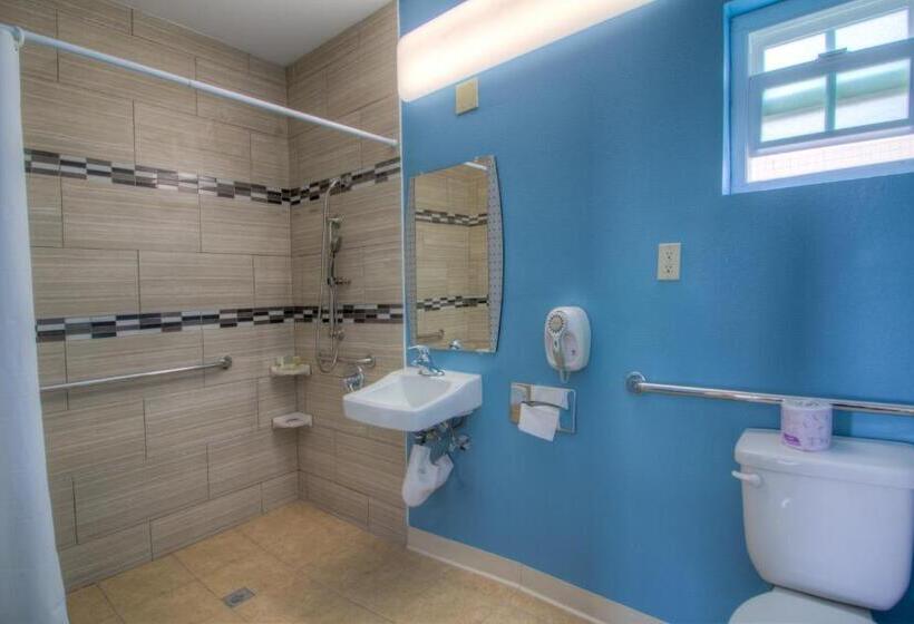 חדר סטנדרט מותאם לאדם עם מוגבלויות, Princess Inn