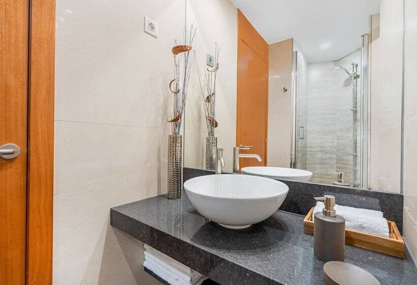 آپارتمان 1 خوابه با بالکن, Lodging Apartments City Center Eixample