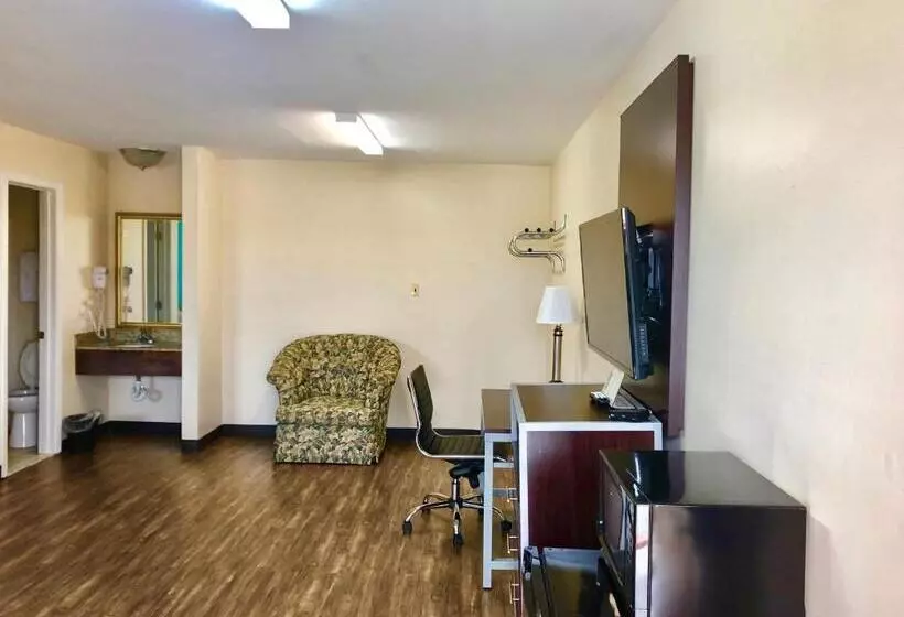 ２ダブルベッドのスタンダードルーム, Euro Inn & Suites Of Slidell
