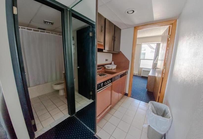 סוויטה, Windjammer Motor Inn