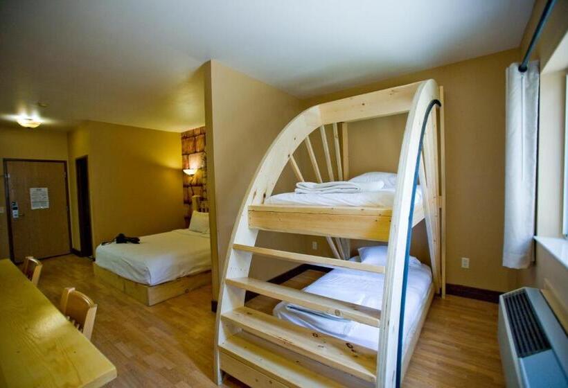 חדר סטנדרט עם מיטת קומתיים, Mt. Olympus Water Park And Theme Park Resort