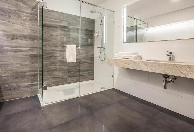 اتاق راحتی, Kolumna Park