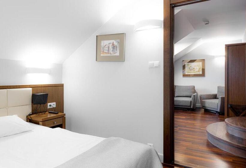 آپارتمان 1 خوابه, Kolumna Park