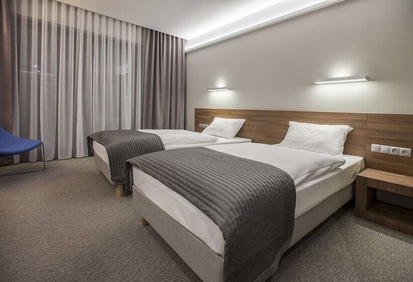 اتاق لوکس, Kolumna Park