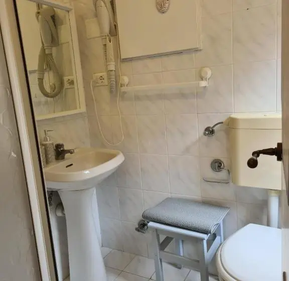 スタンダードルーム, Pippo A Vernazza Rooms