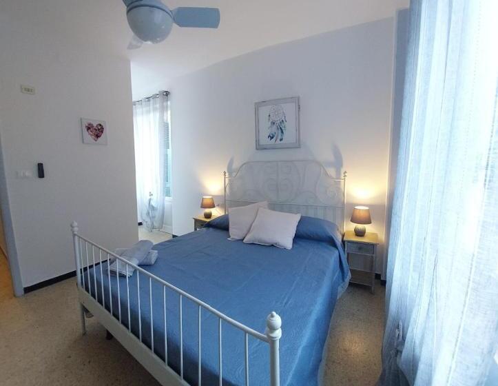 اتاق استاندارد با بالکن, Pippo A Vernazza Rooms