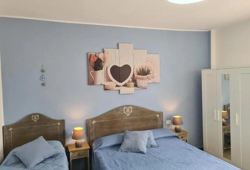 スタンダードトリプルルーム, Pippo A Vernazza Rooms