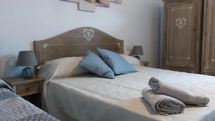 スタンダードトリプルルーム, Pippo A Vernazza Rooms