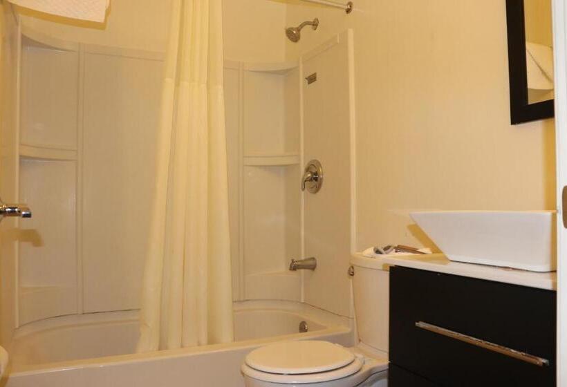 침실 2개 스위트, Curtis Inn & Suites