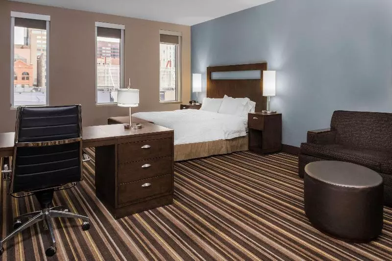 キングサイドベッドのスタンダードワンルーム, Hampton Inn & Suites Denver Downtownconvention Center