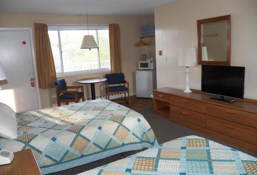 اتاق استاندارد, Coast Village Inn & Cottages