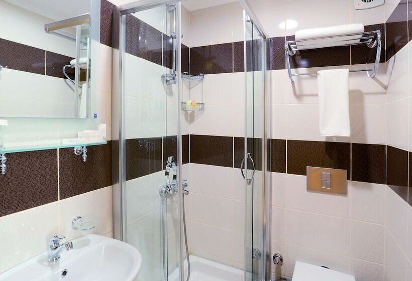 اتاق استاندارد سه نفره, Expocity Istanbul