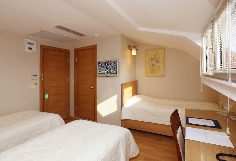 اتاق استاندارد سه نفره, Expocity Istanbul