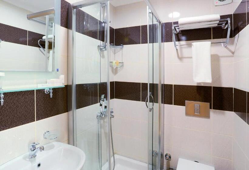 اتاق استاندارد سه نفره, Expocity Istanbul