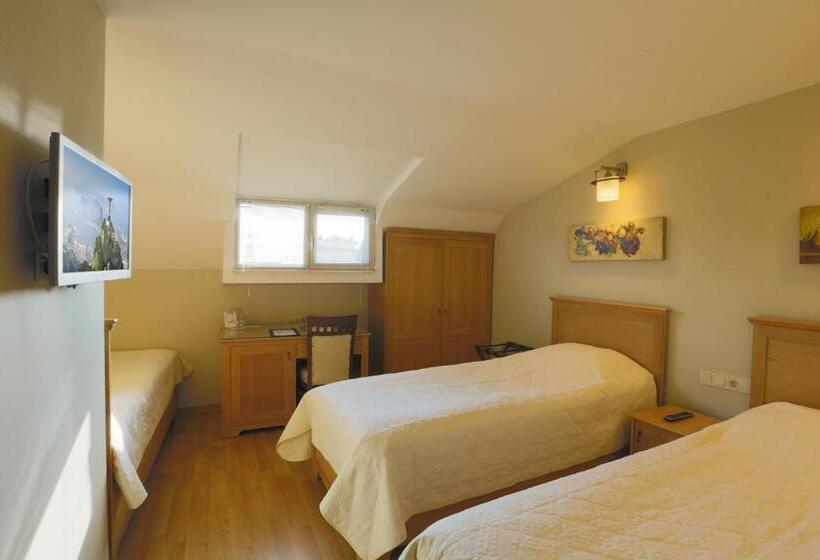 اتاق استاندارد سه نفره, Expocity Istanbul