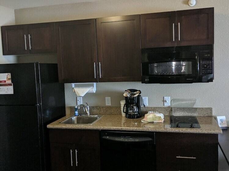 장애인을 위한 스위트, Hawthorn Suites By Wyndham Williston