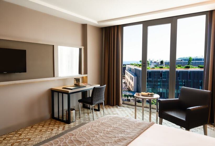 اتاق سوپریور با چشم‌انداز جانبی دریا, Nidya Hotel Galataport