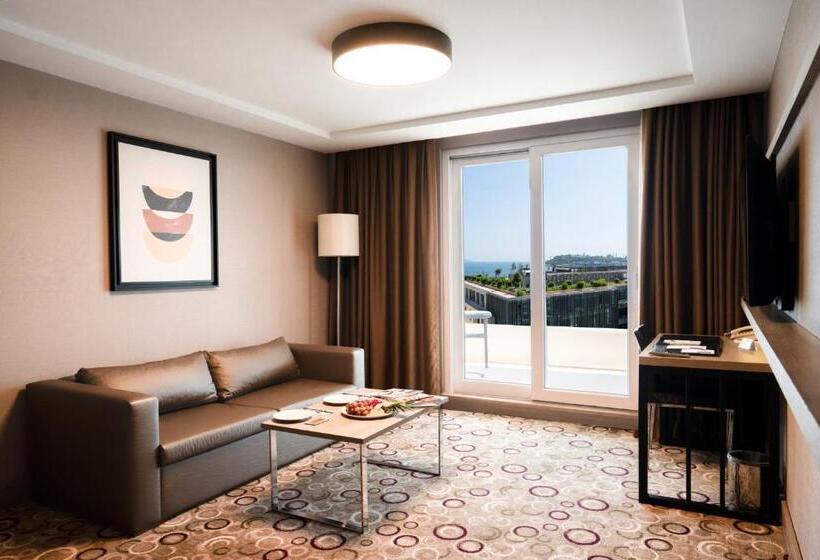 سوئیت با وان آب گرم, Nidya Hotel Galataport