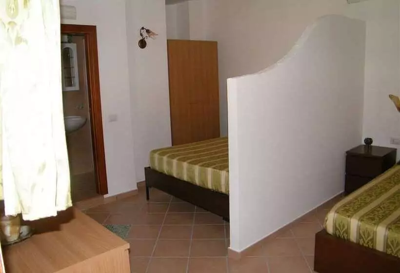 اتاق استاندارد چهار تخته, Villaggio Tabu