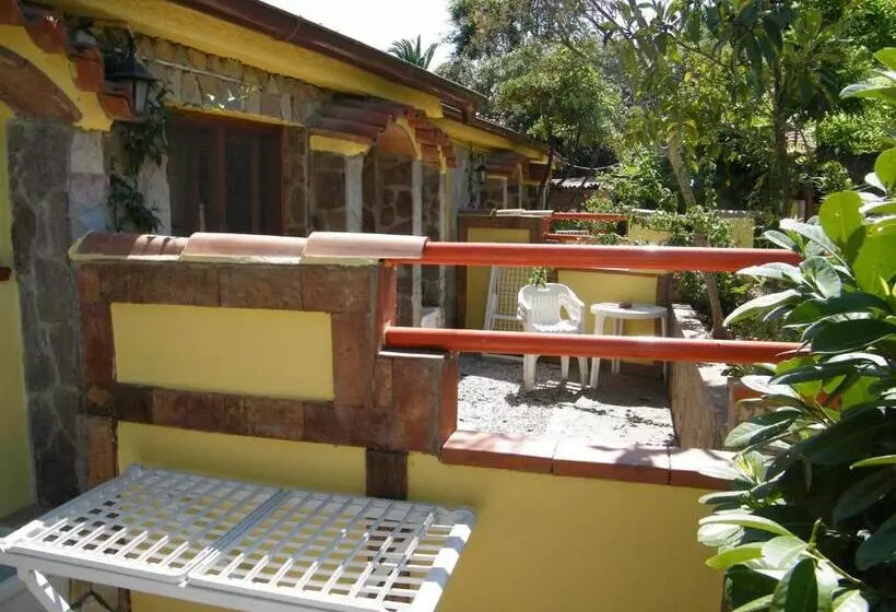 اتاق استاندارد سه نفره, Villaggio Tabu