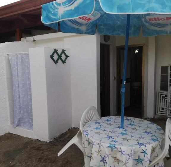 Standard room with outdoor bath, Villaggio Tabu