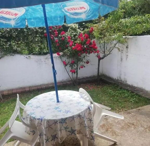 Standard room with outdoor bath, Villaggio Tabu