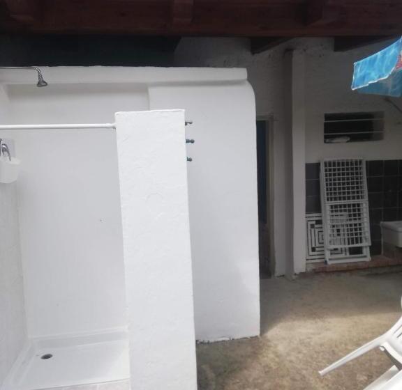 Standard room with outdoor bath, Villaggio Tabu