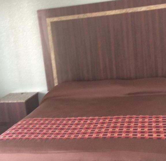 Standard-huone King-vuode, Budget Inn Of Avon Park