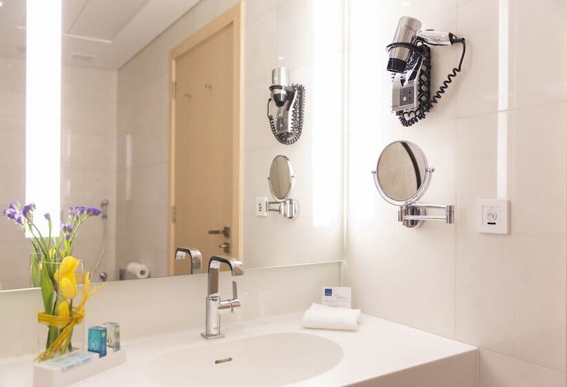 Люкс Superior, Novotel Abu Dhabi Al Bustan