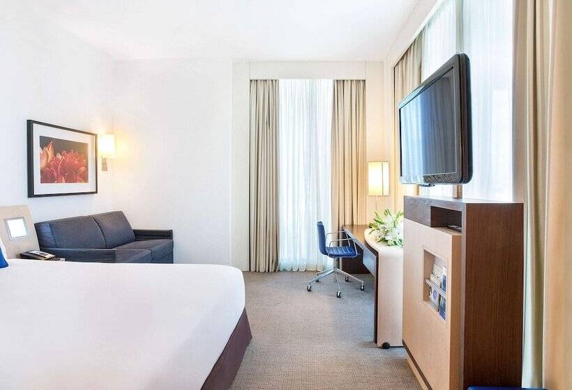 Номер Executive, Novotel Abu Dhabi Al Bustan