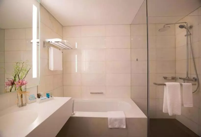 スーペリアースイート, Novotel Abu Dhabi Al Bustan