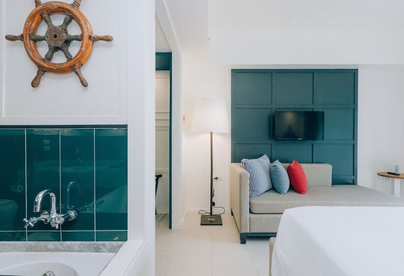 풀장 전망 디럭스 룸, Sugar Marina Hotel   Nautical   Kata Beach   Sha Plus