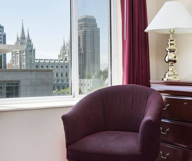 شقة غرفة واحدة, The Kimball At Temple Square