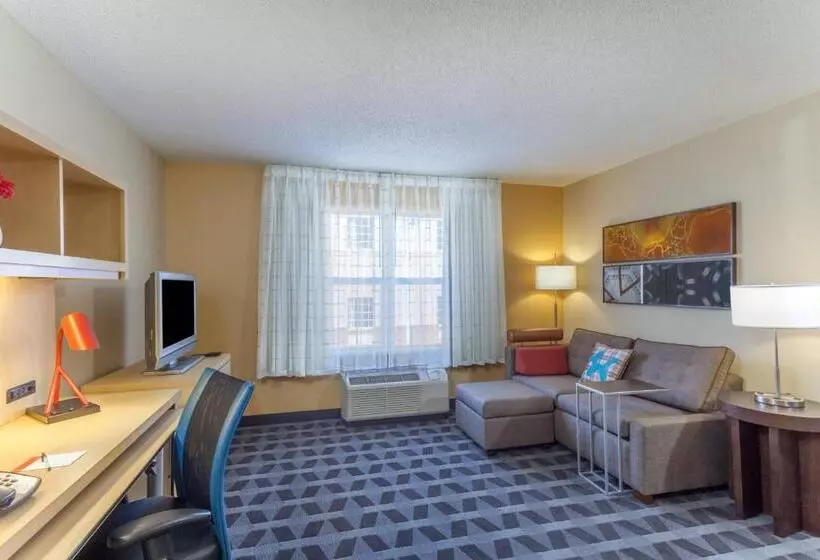 キングサイズベッドのスイートルーム, Towneplace Suites Huntsville