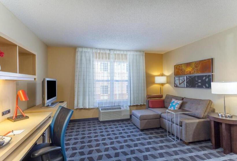 Люкс 2 Спальни, Towneplace Suites Huntsville