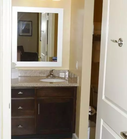 キングサイズベッドのスイートルーム, Towneplace Suites Redding