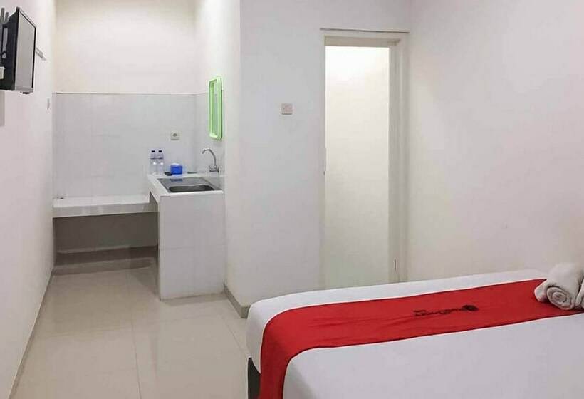 Номер Стандарт, Reddoorz Plus @ Panorama Villas Batu