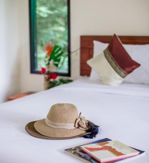 수영장 전망 방갈로, The Vatika Resort And Spa