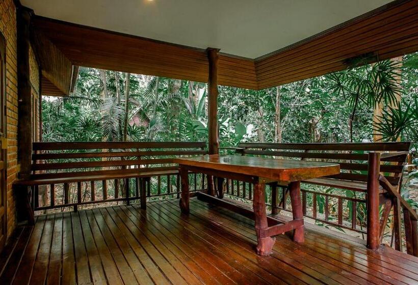 패밀리 방갈로, The Vatika Resort And Spa