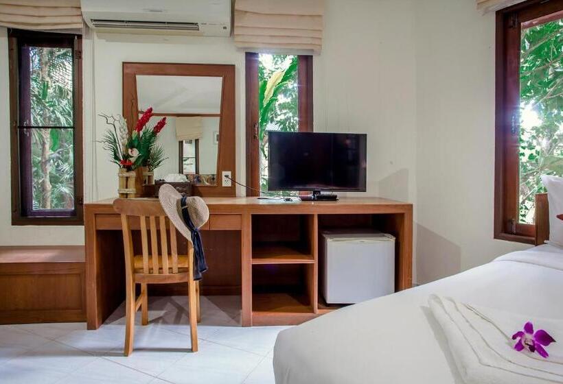 패밀리 방갈로, The Vatika Resort And Spa