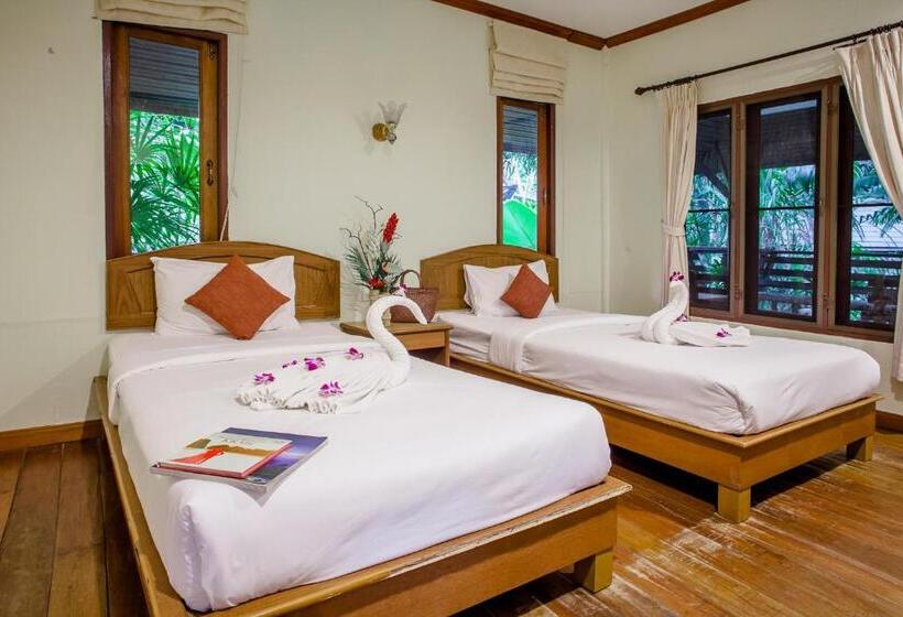 수피리어 방갈로, The Vatika Resort And Spa