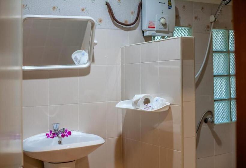 수피리어 방갈로, The Vatika Resort And Spa