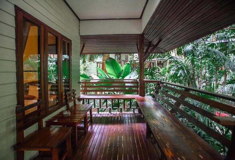 수피리어 방갈로, The Vatika Resort And Spa