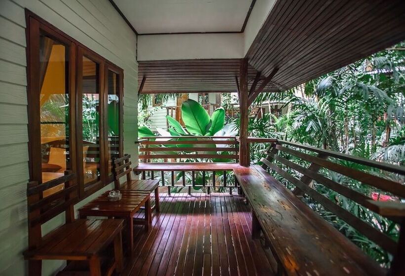 수피리어 방갈로, The Vatika Resort And Spa