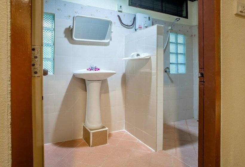 수피리어 방갈로, The Vatika Resort And Spa