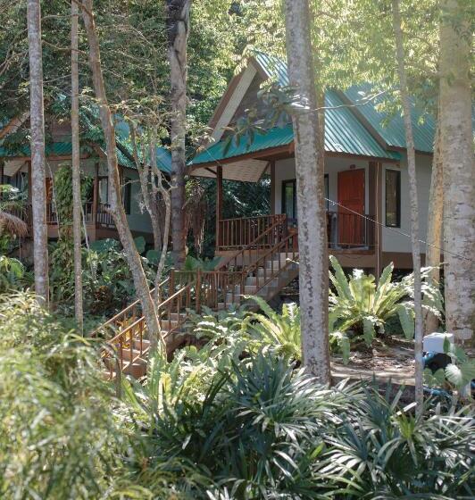 수영장 전망 방갈로, The Vatika Resort And Spa