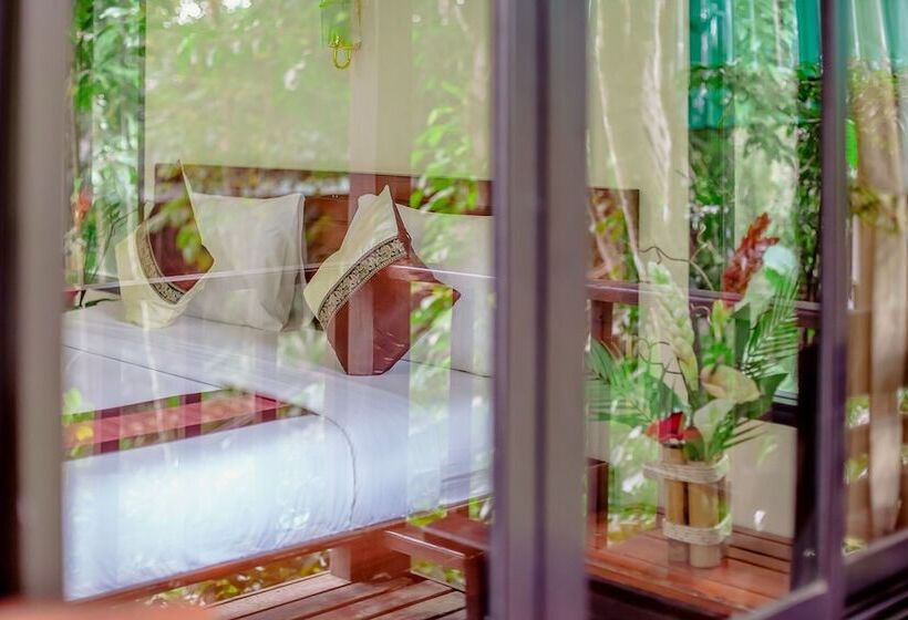 수영장 전망 방갈로, The Vatika Resort And Spa